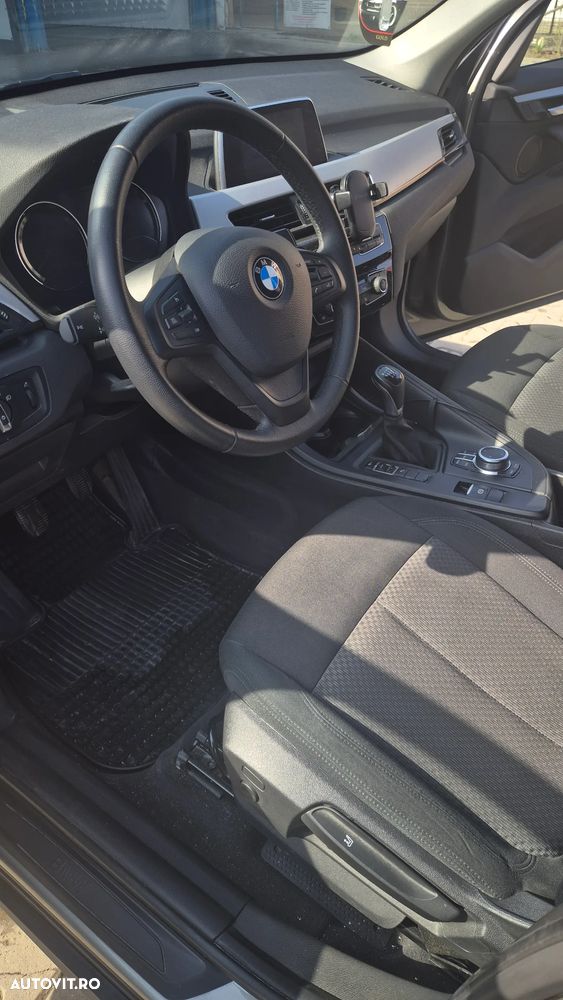 BMW X1 sDrive18i - 10