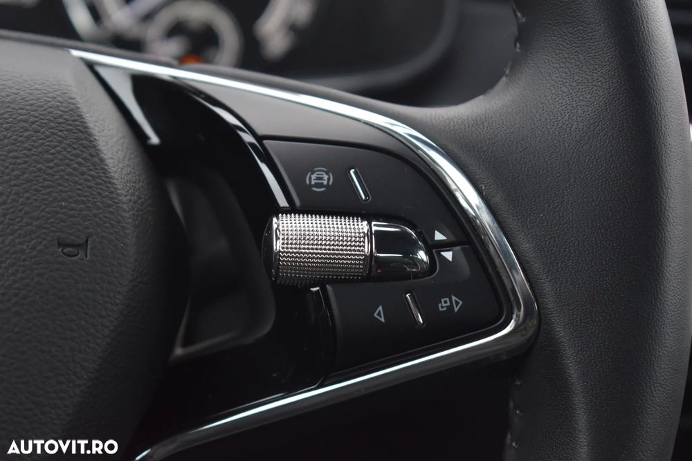 Skoda Kamiq 1.5 TSI DSG Style - 38