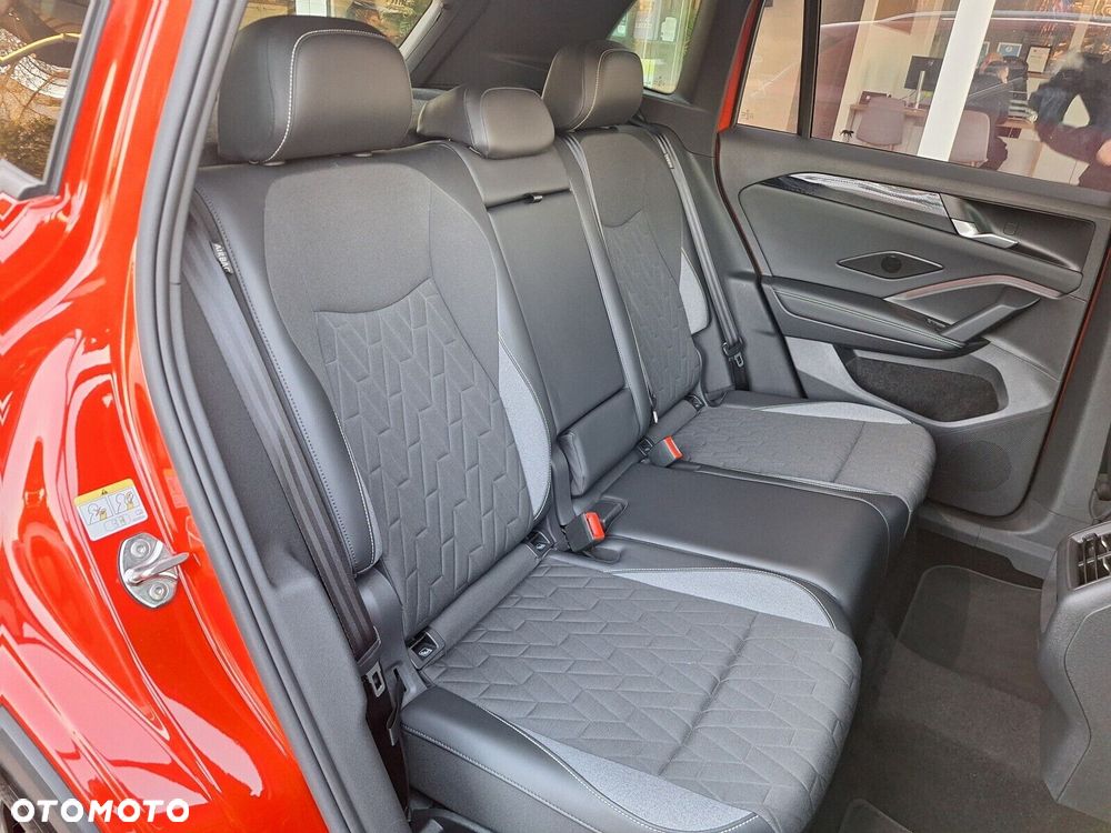Volkswagen Tiguan - 15