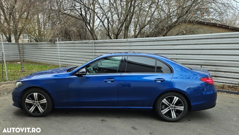Mercedes-Benz C 300 9G-TRONIC Edition Avantgarde - 3