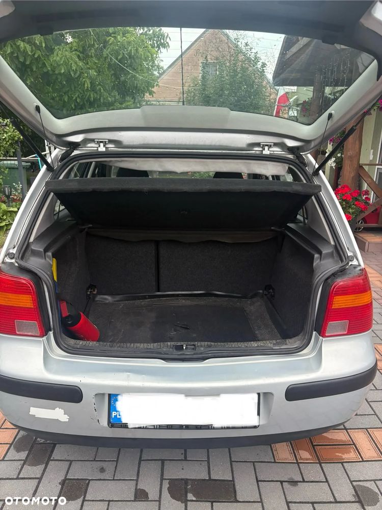 Volkswagen Golf 1.9 TDI Basis - 12