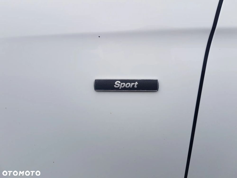 BMW Seria 3 330d xDrive Sport-Aut Sport Line - 13