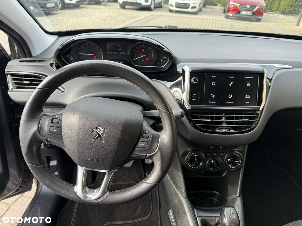 Peugeot 208 PureTech 82 Stop & Start Signature - 15