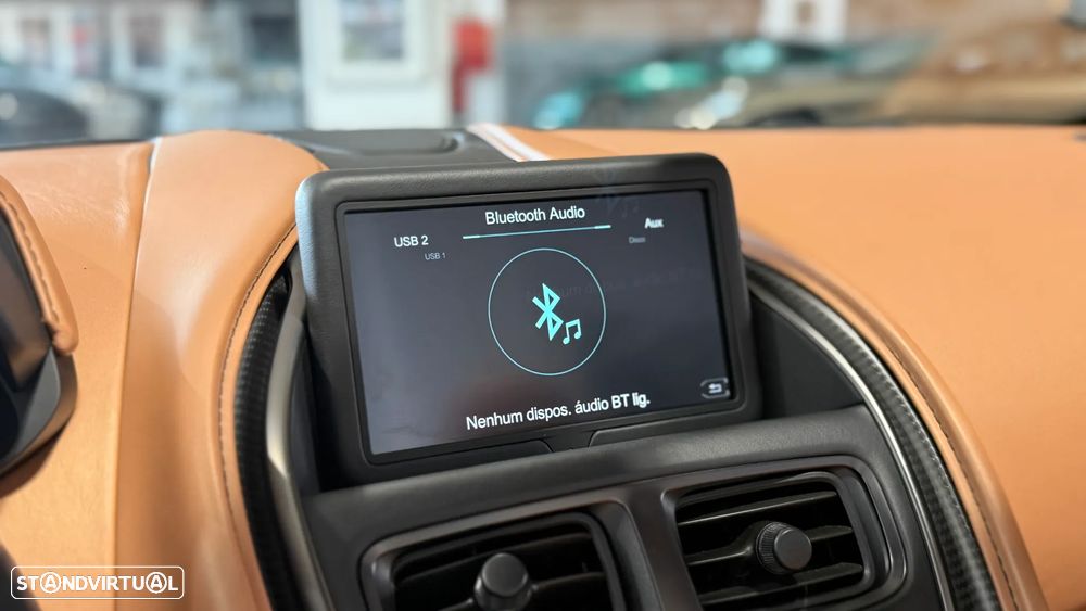 Aston Martin DBS Volante Superleggera - 35