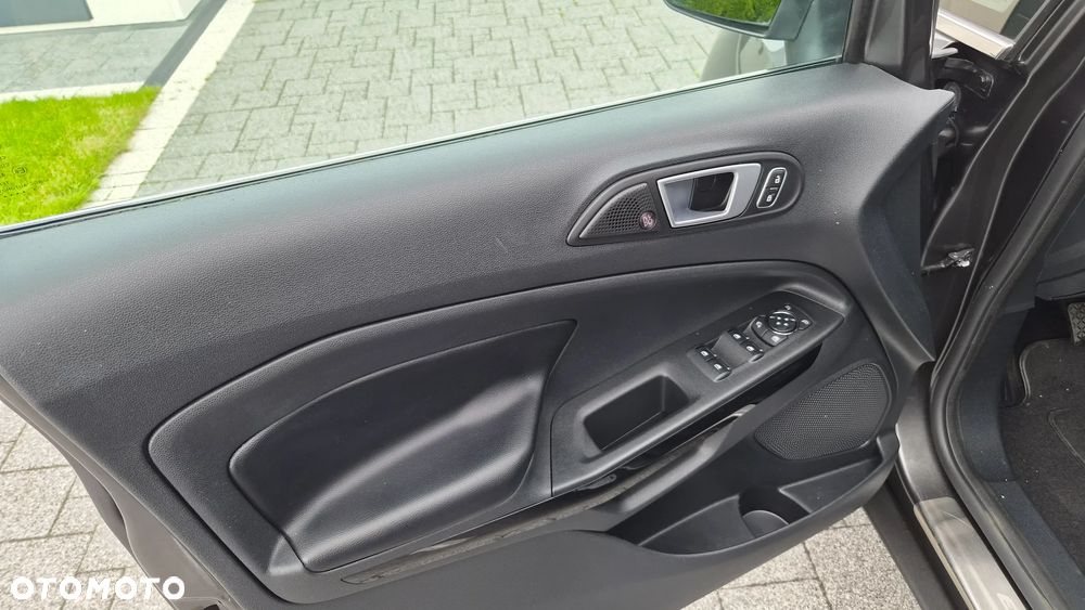 Ford EcoSport 1.0 EcoBoost TITANIUM - 23
