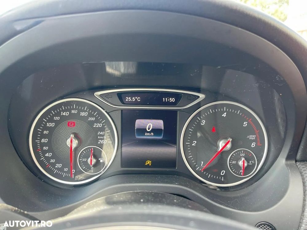 Mercedes-Benz A 160 d - 18