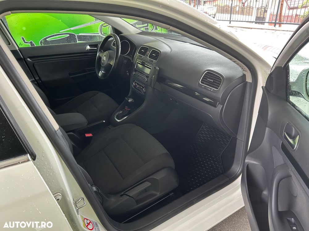 Volkswagen Golf 2.0 TDI DPF DSG Style - 19