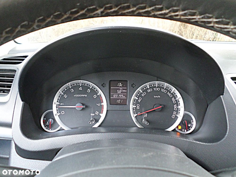 Suzuki Swift 1.2 X-TRA - 11