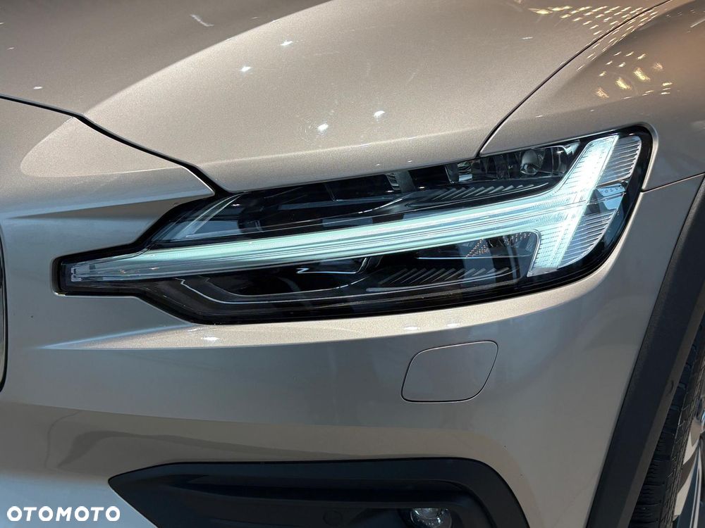 Volvo V60 B5 B AWD Plus Bright - 20