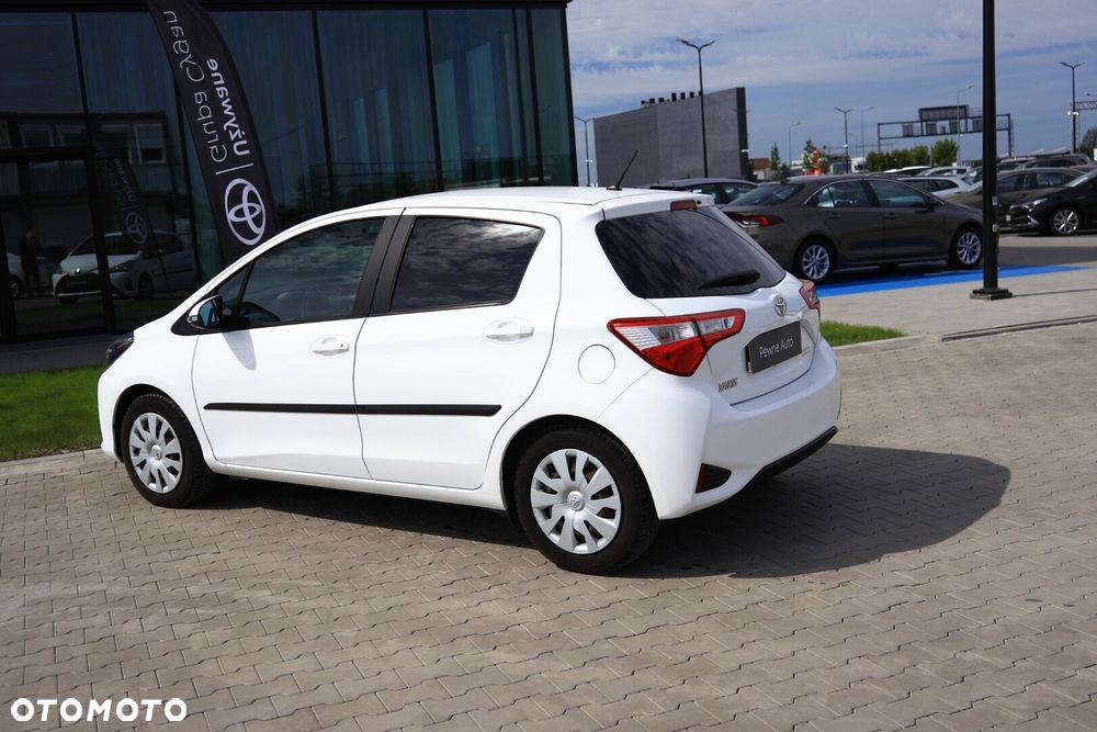 Toyota Yaris - 8