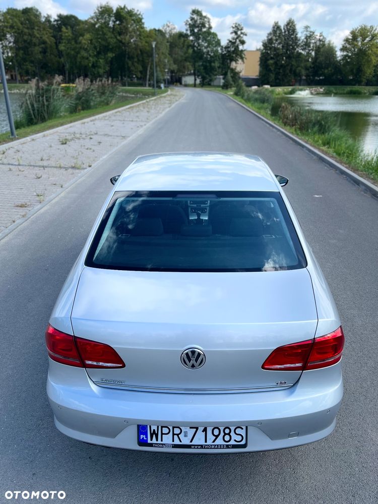 Volkswagen Passat 1.8 TSI Comfortline - 3