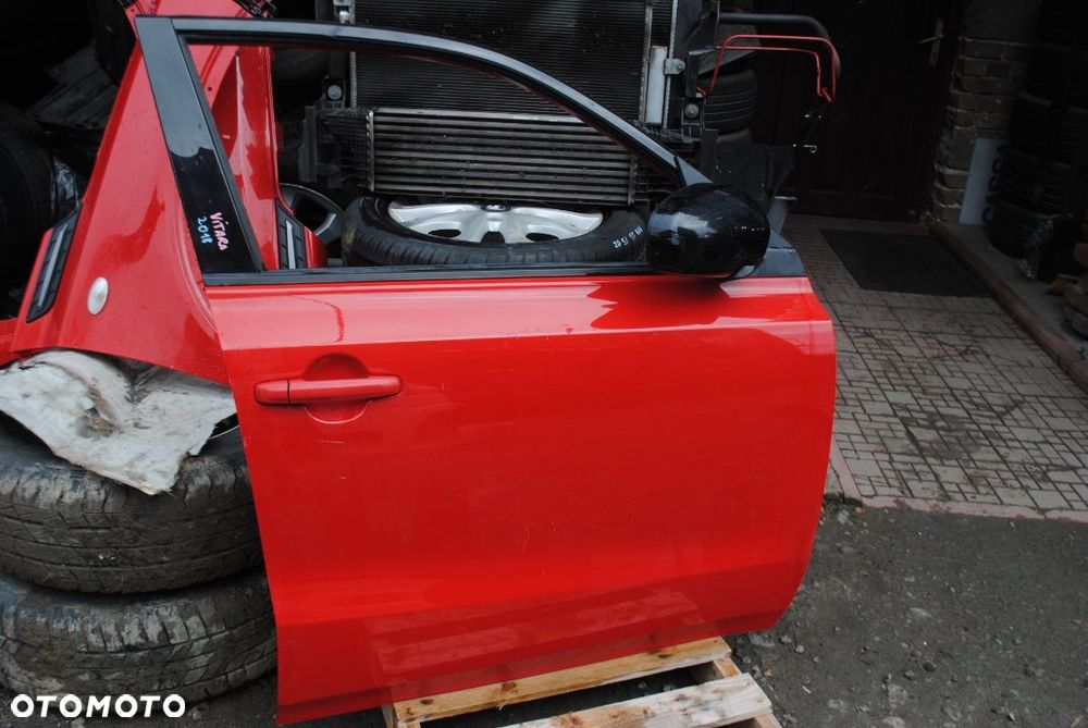 Drzwi przód prawe  Suzuki Vitara III 2015-18