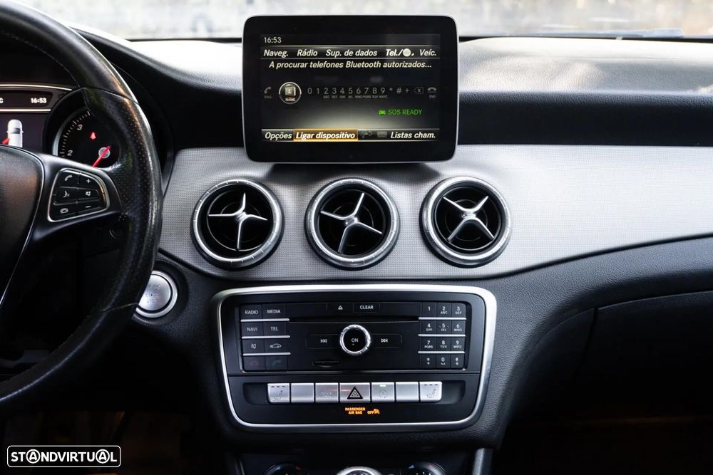 Mercedes-Benz CLA 180 d - 13