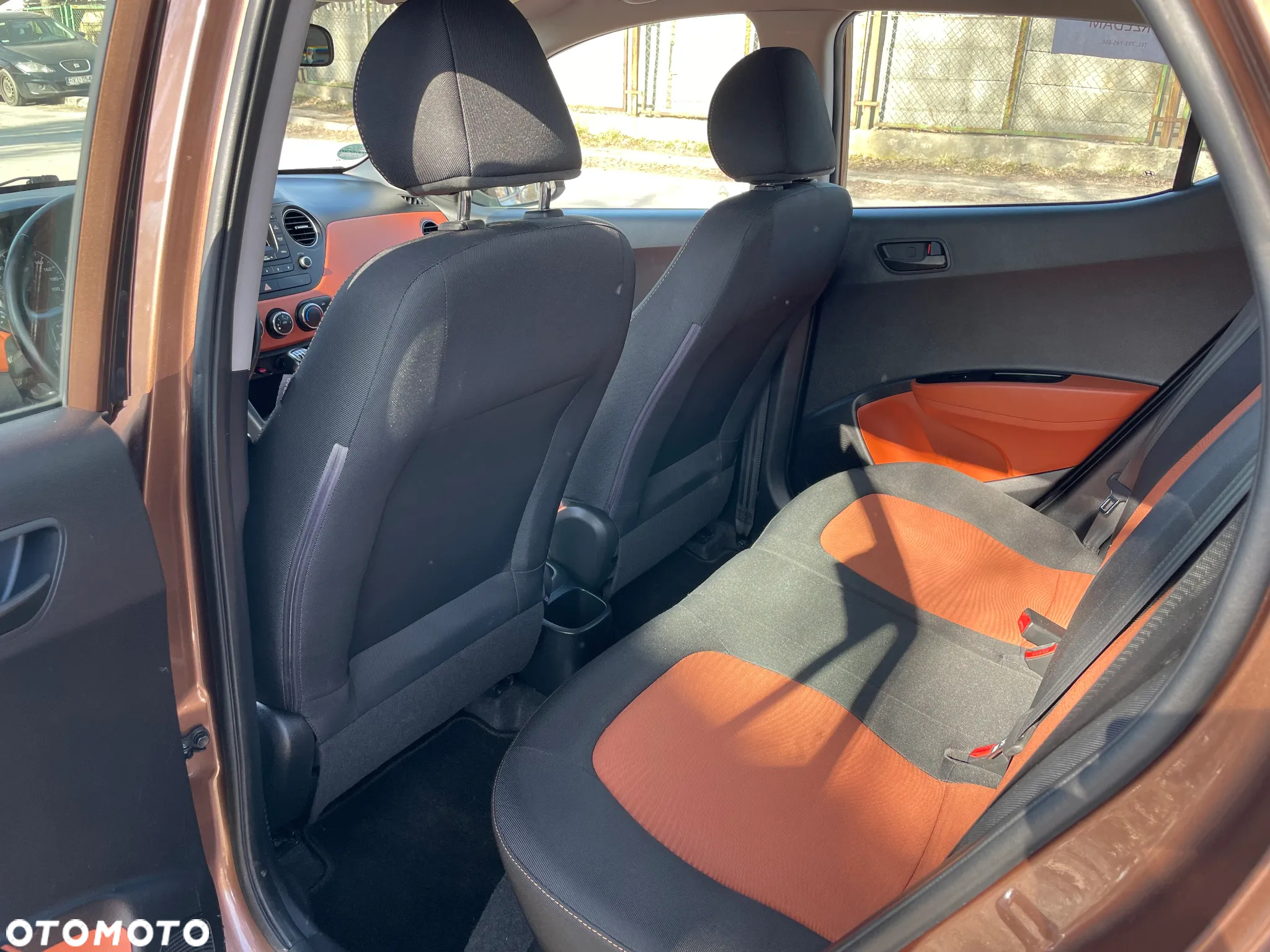 Hyundai i10 1.0 - 8