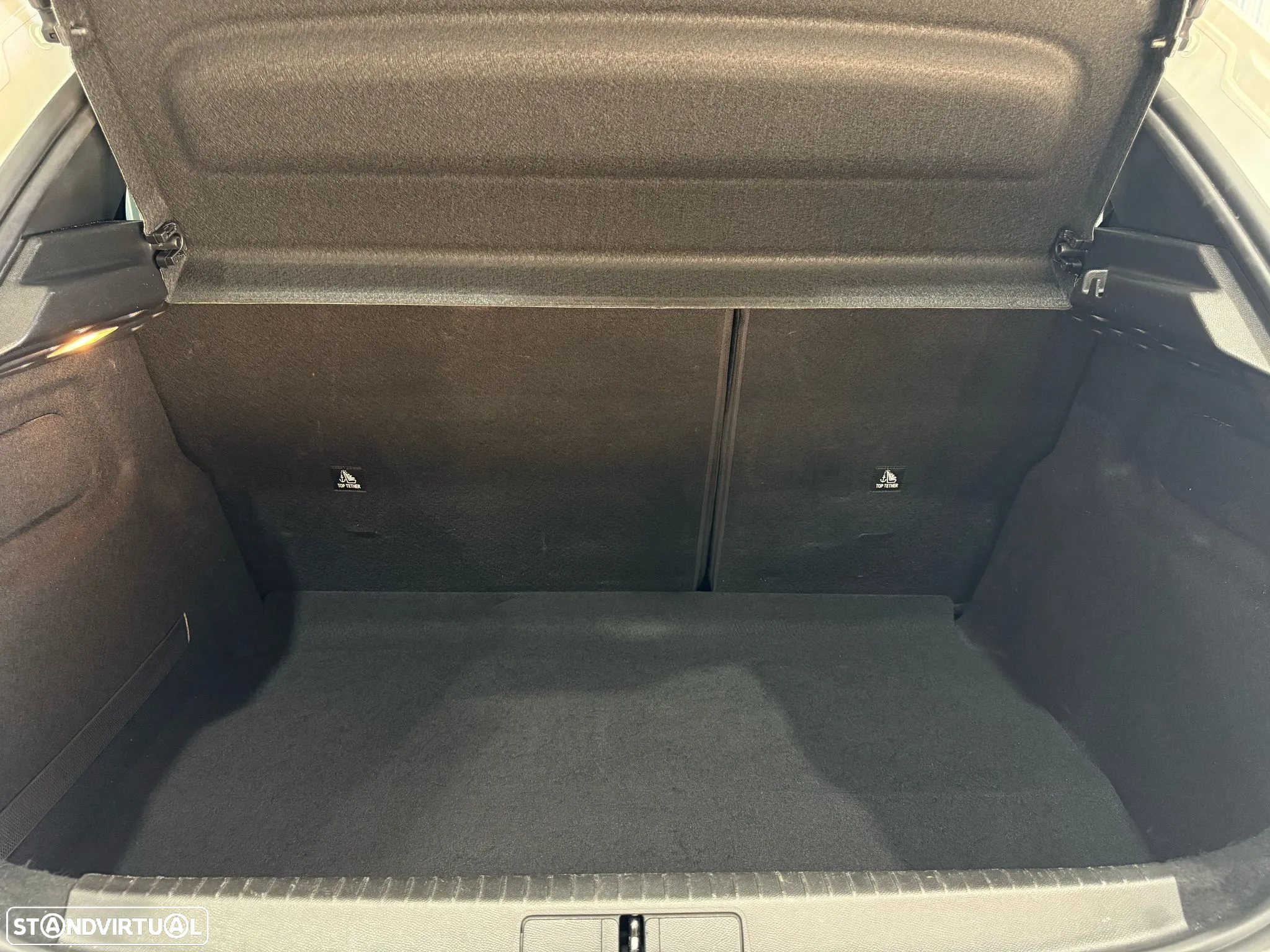 Peugeot 208 1.5 BlueHDi Allure - 35