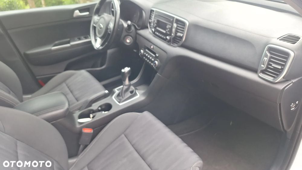 Kia Sportage 1.6 GDI 2WD VISION - 16