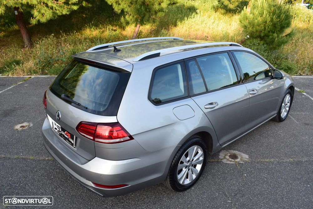 VW Golf Variant 1.6 TDi Confortline - 27