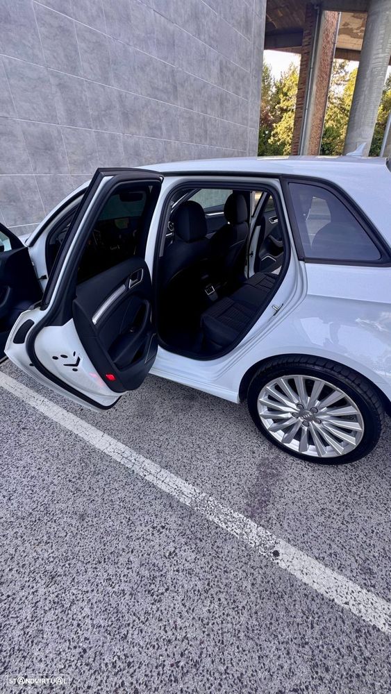 Audi A3 Sportback - 8