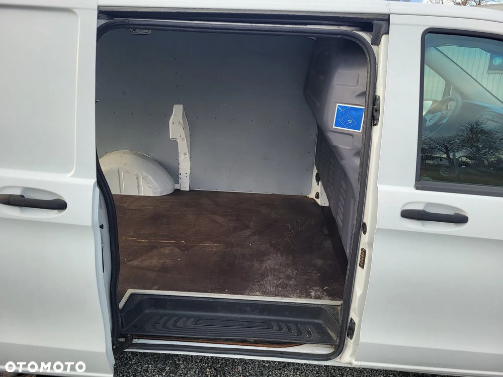 Mercedes-Benz Vito - 10