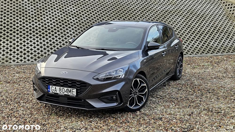 Ford Focus 1.5 EcoBoost ST-Line - 12