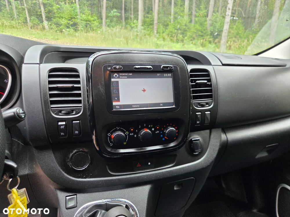 Opel Vivaro piękny Max długi - 26