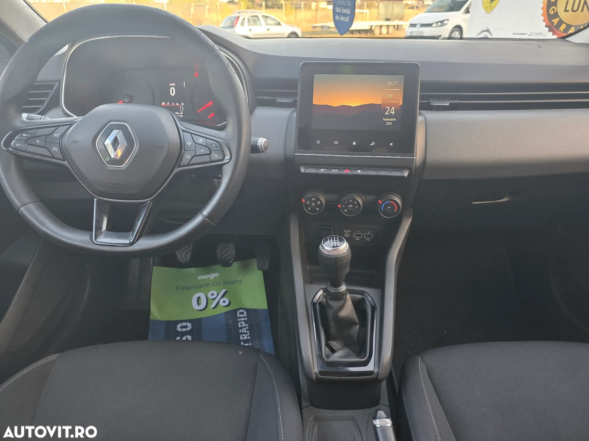 Renault Clio BLUE dCi 85 BUSINESS EDITION - 8