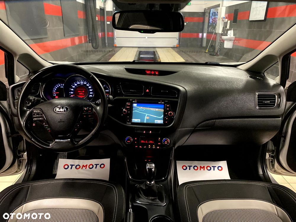 Kia Ceed 1.6 GDI Platinum Edition - 19