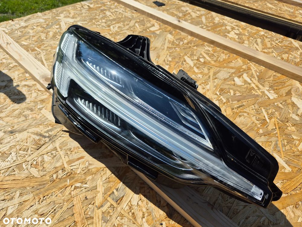 VOLVO V60 II S60 2019 LAMPY PRZÓD LEWA PRAWA 22025905 22025906 - 14