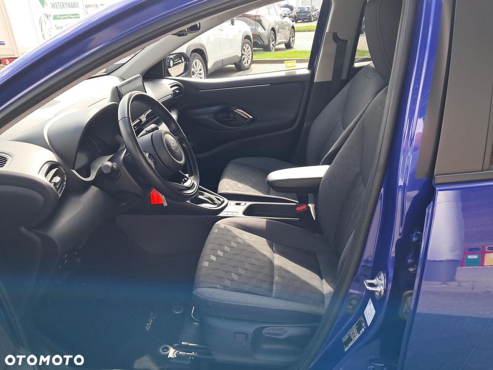 Toyota Yaris Hybrid 1.5 Style - 11