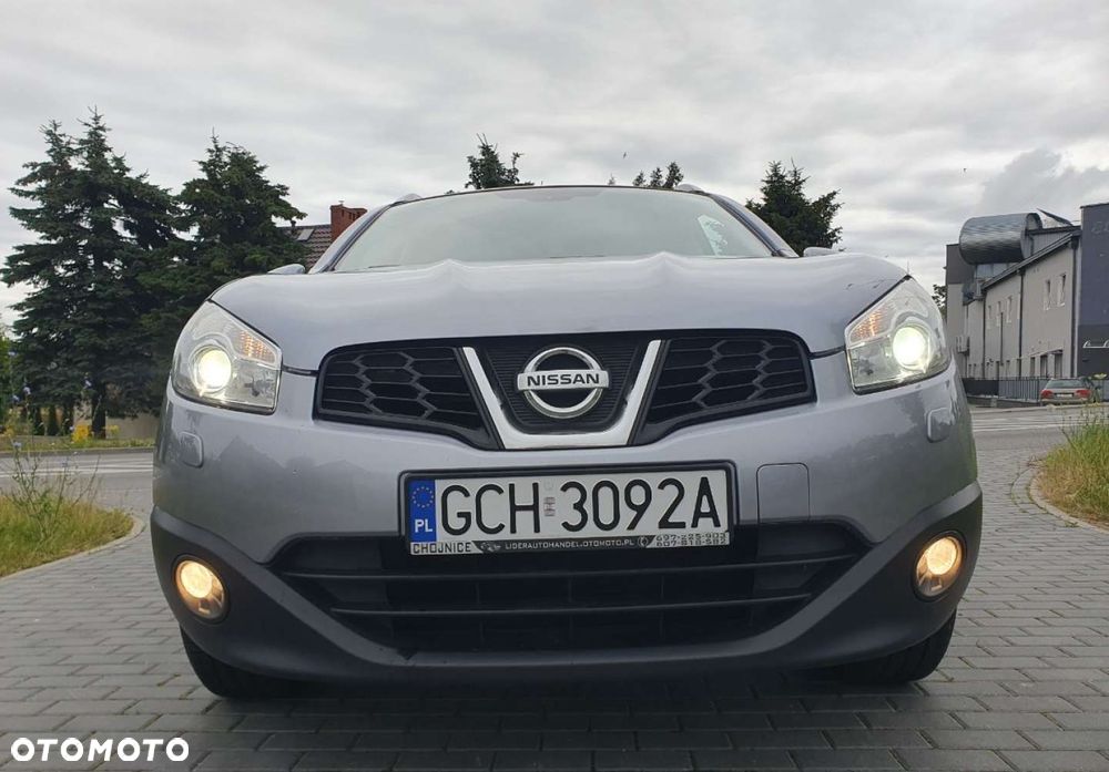 Nissan Qashqai+2 - 21