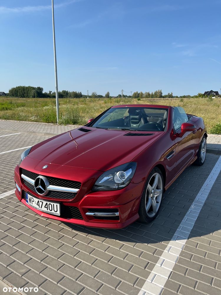 Mercedes-Benz SLK 200 CGI - 10