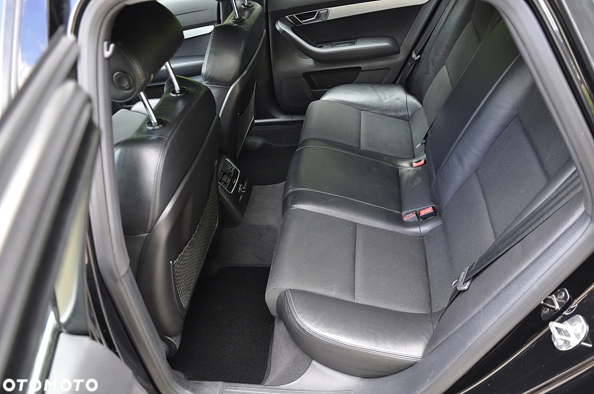 Audi A6 2.4 Quattro - 16