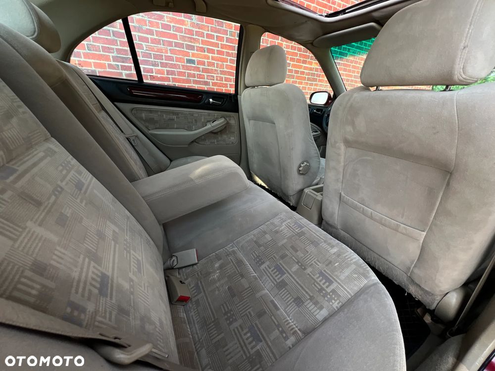Honda Accord - 16