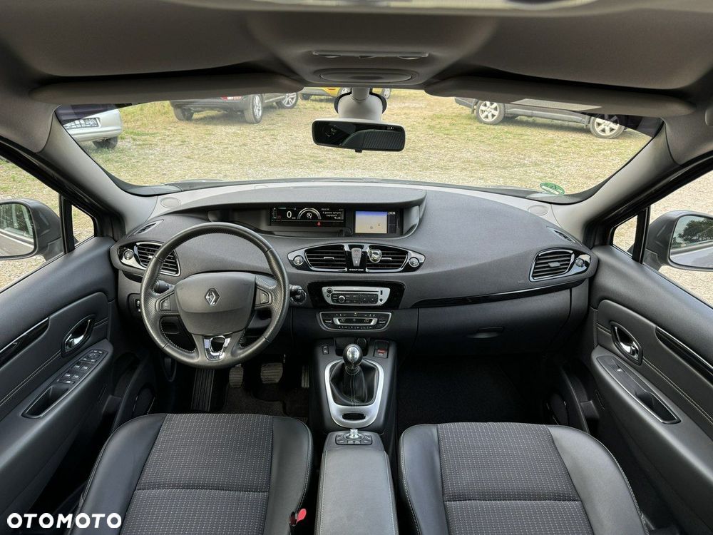 Renault Grand Scenic - 18