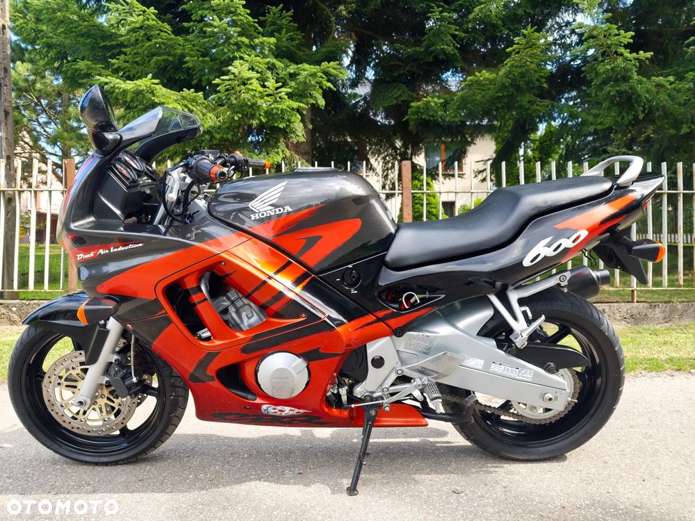 Honda CBR - 11