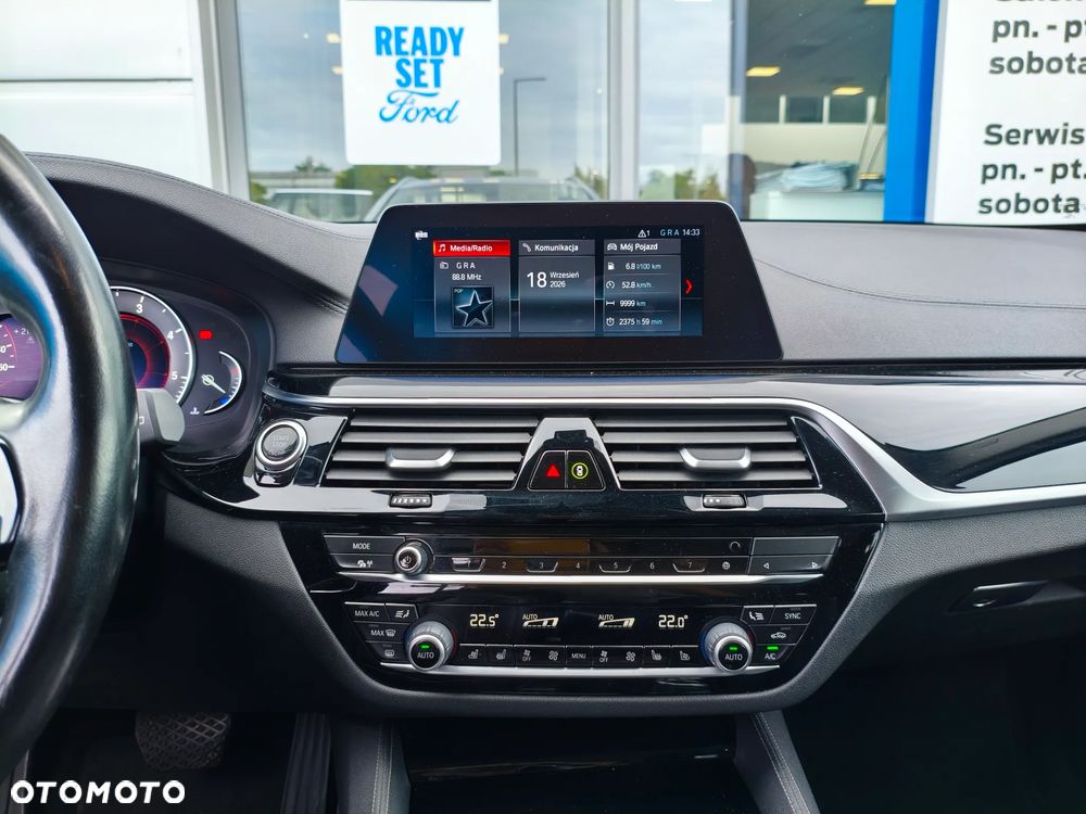 BMW Seria 5 520d Luxury Line - 19