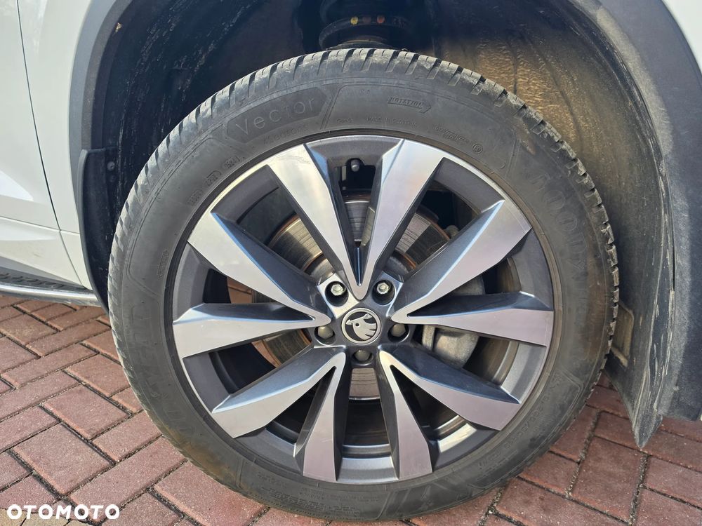 Skoda Kodiaq 2.0 TDI DSG Sportline - 3