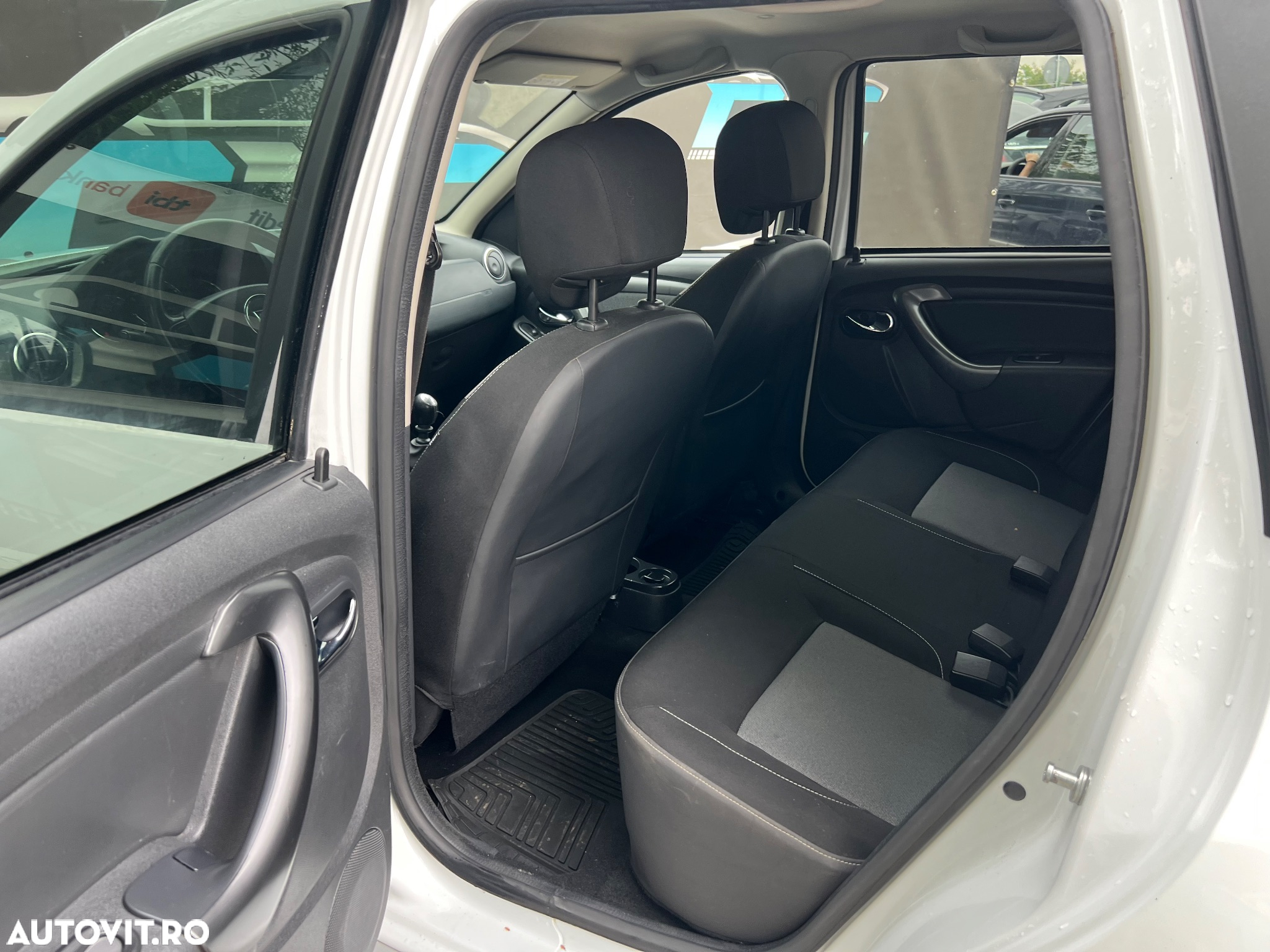 Dacia Duster 1.5 dCi 4x2 Ambiance - 17