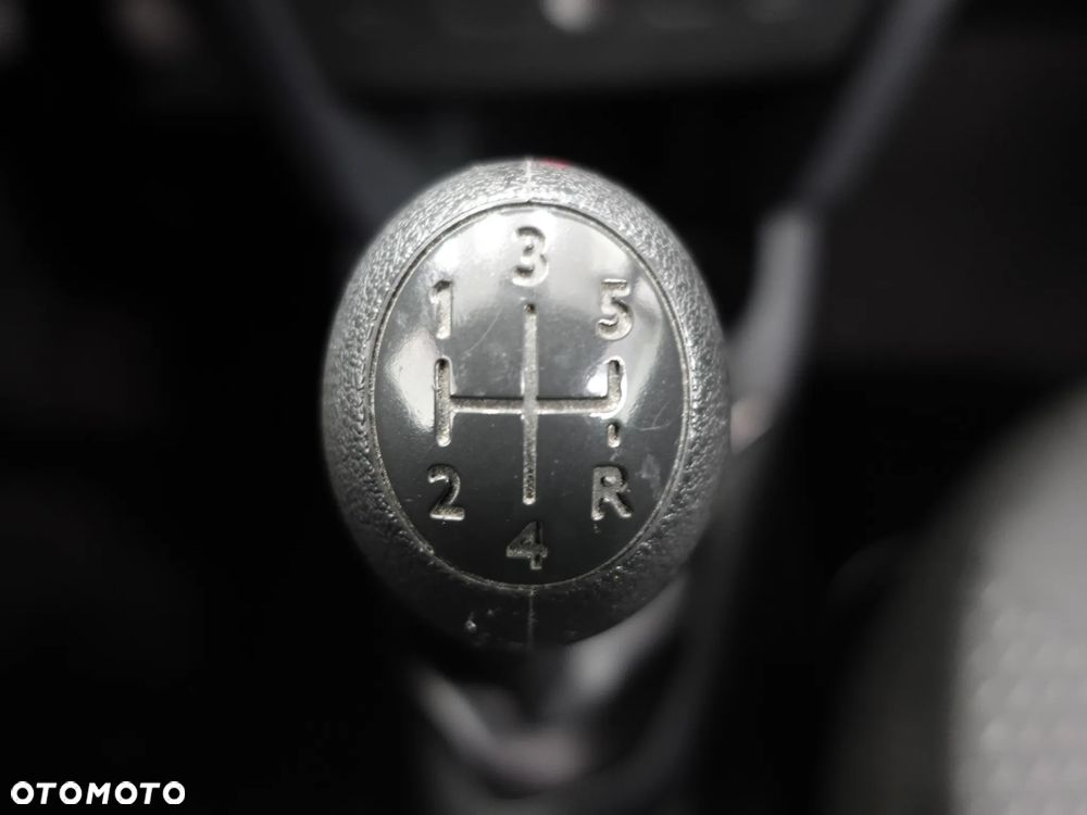 Dacia Sandero SCe 75 Comfort - 31