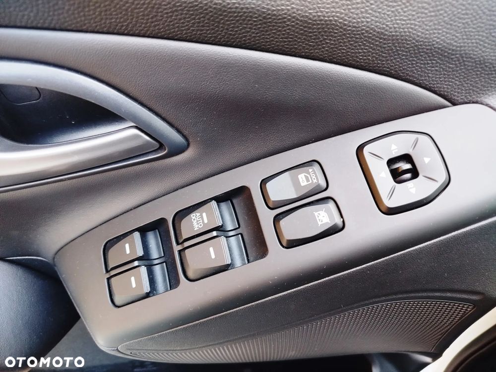 Hyundai ix35 1.6 2WD blue Style - 17