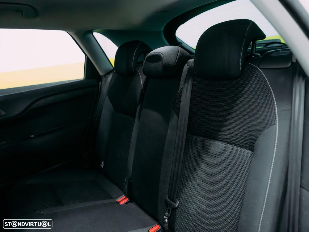 Citroën C4 1.2 PureTech Feel - 6