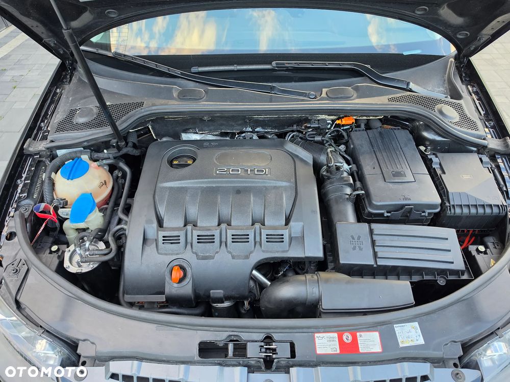 Audi A3 Sportback 2.0 TDI DPF quattro S line Sportpaket plus - 28