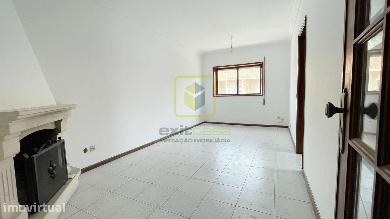 Apartamento T2 a Poucos Minutos da Praia - Grande imagem: 2/26