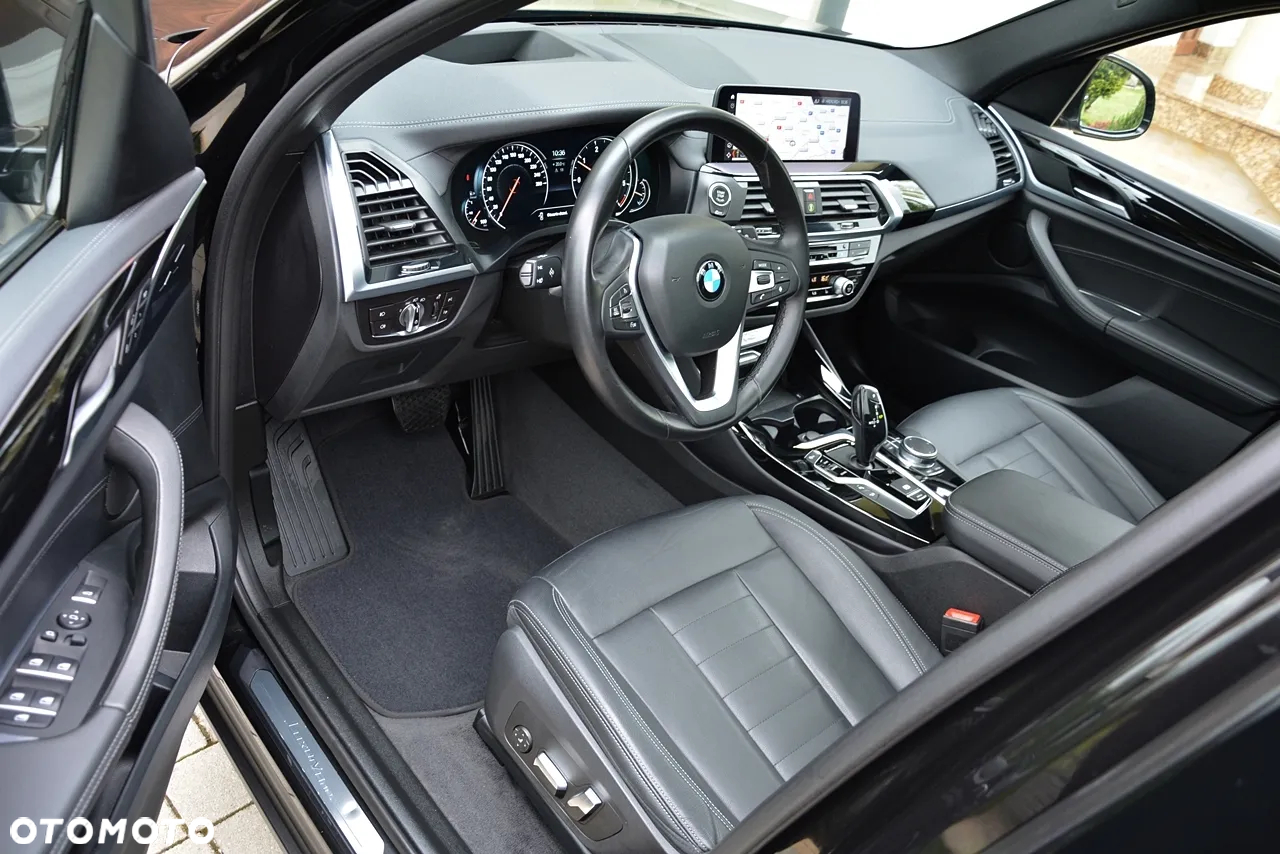BMW X3 xDrive20d Luxury Line - 22