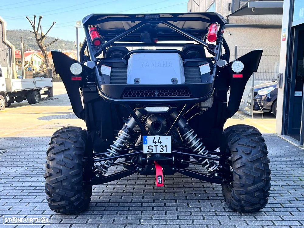 Yamaha YXZ - 16