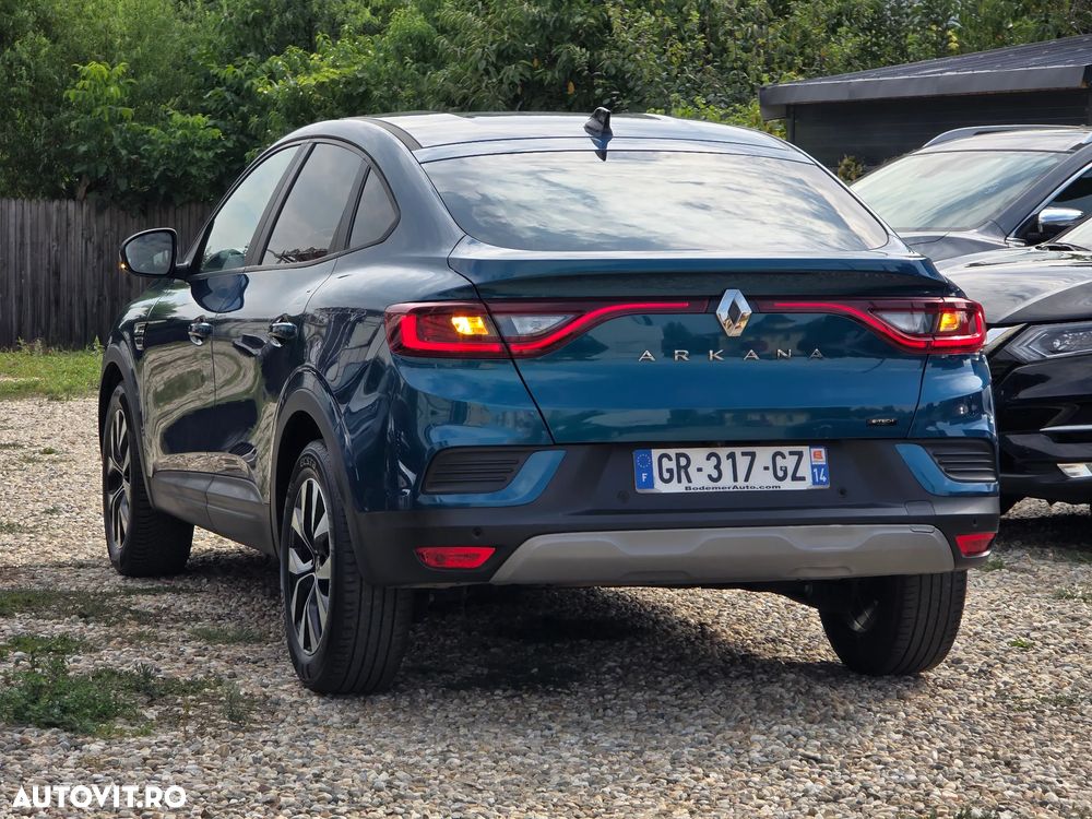 Renault Arkana E-TECH 145 Evolution - 12