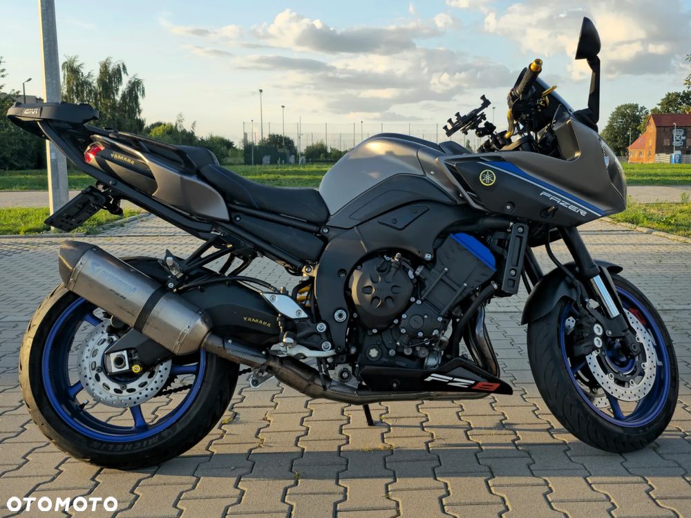 Yamaha FZ8 - 11