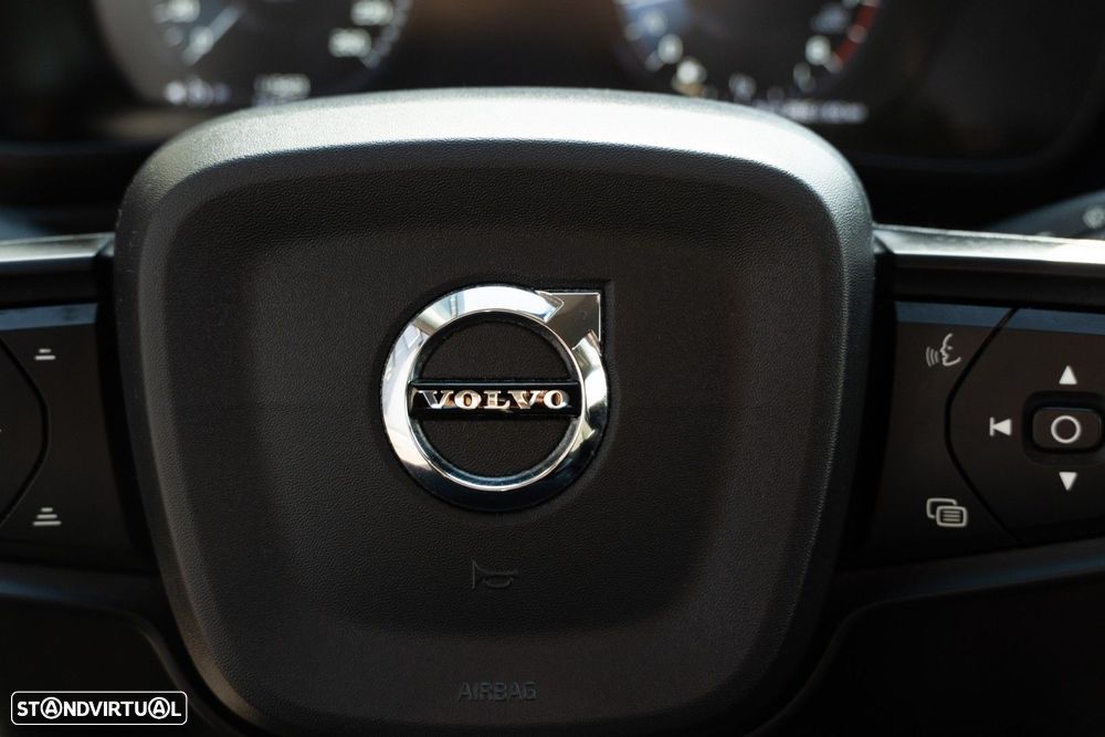 Volvo XC 40 1.5 T3 Tech Edition - 33