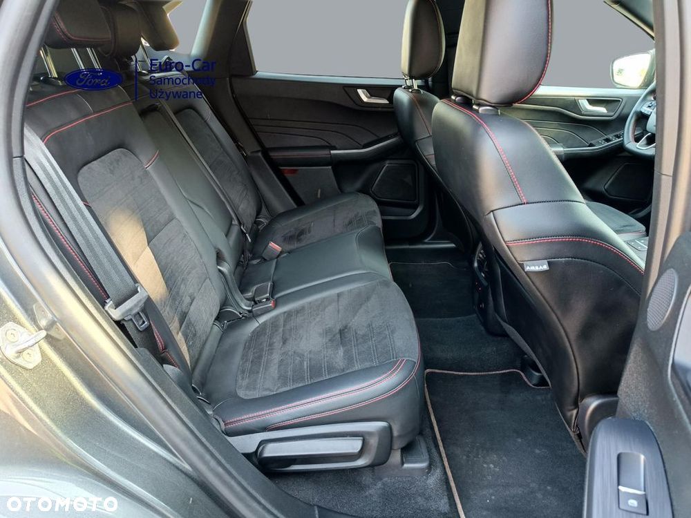 Ford Kuga 2.5 Duratec PHEV ST-LINE X - 24