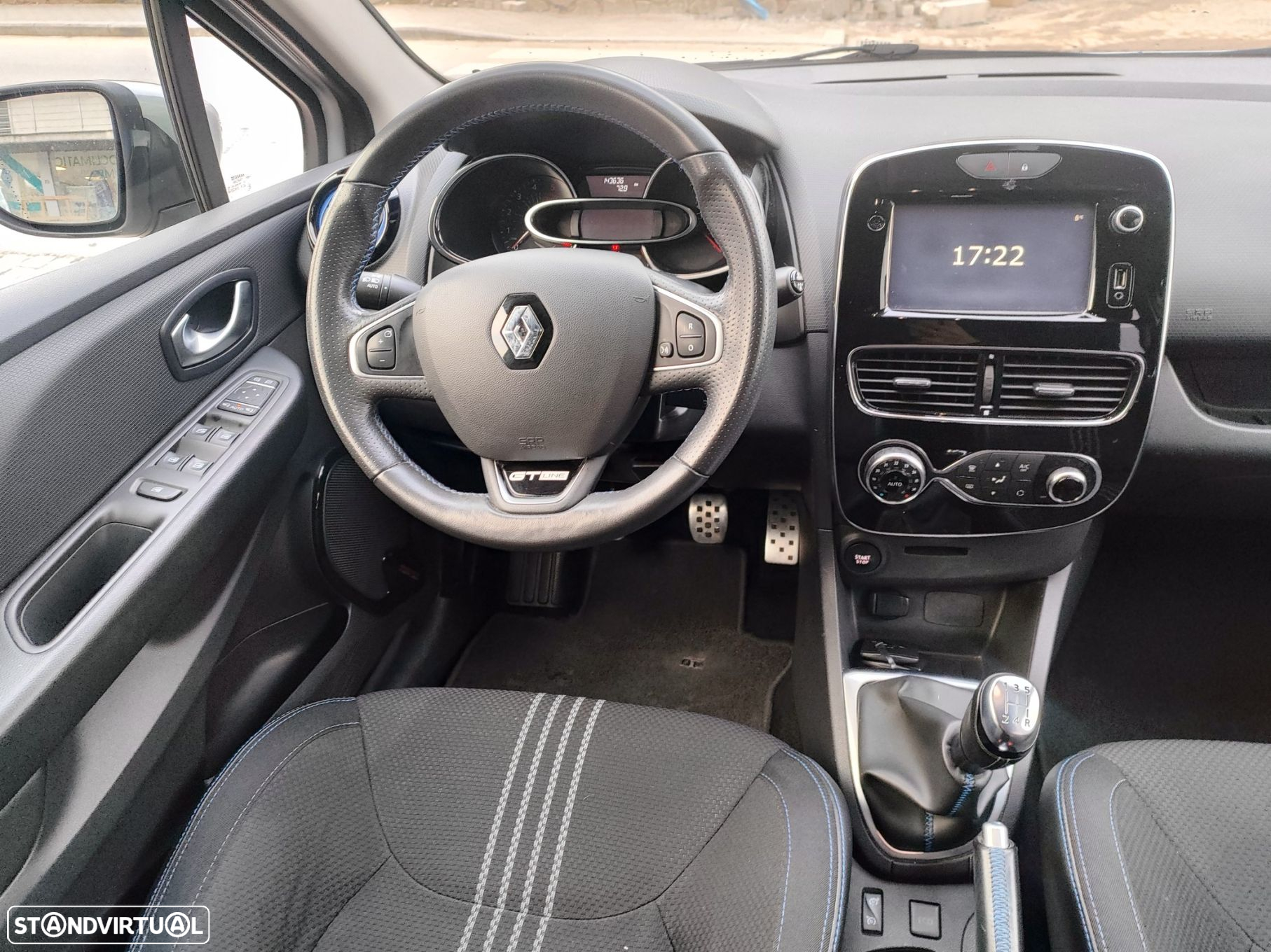 Renault Clio Sport Tourer 1.5 dCi GT Line - 9